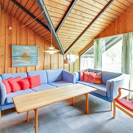 Anka - 2km From The Sea By Interhome *